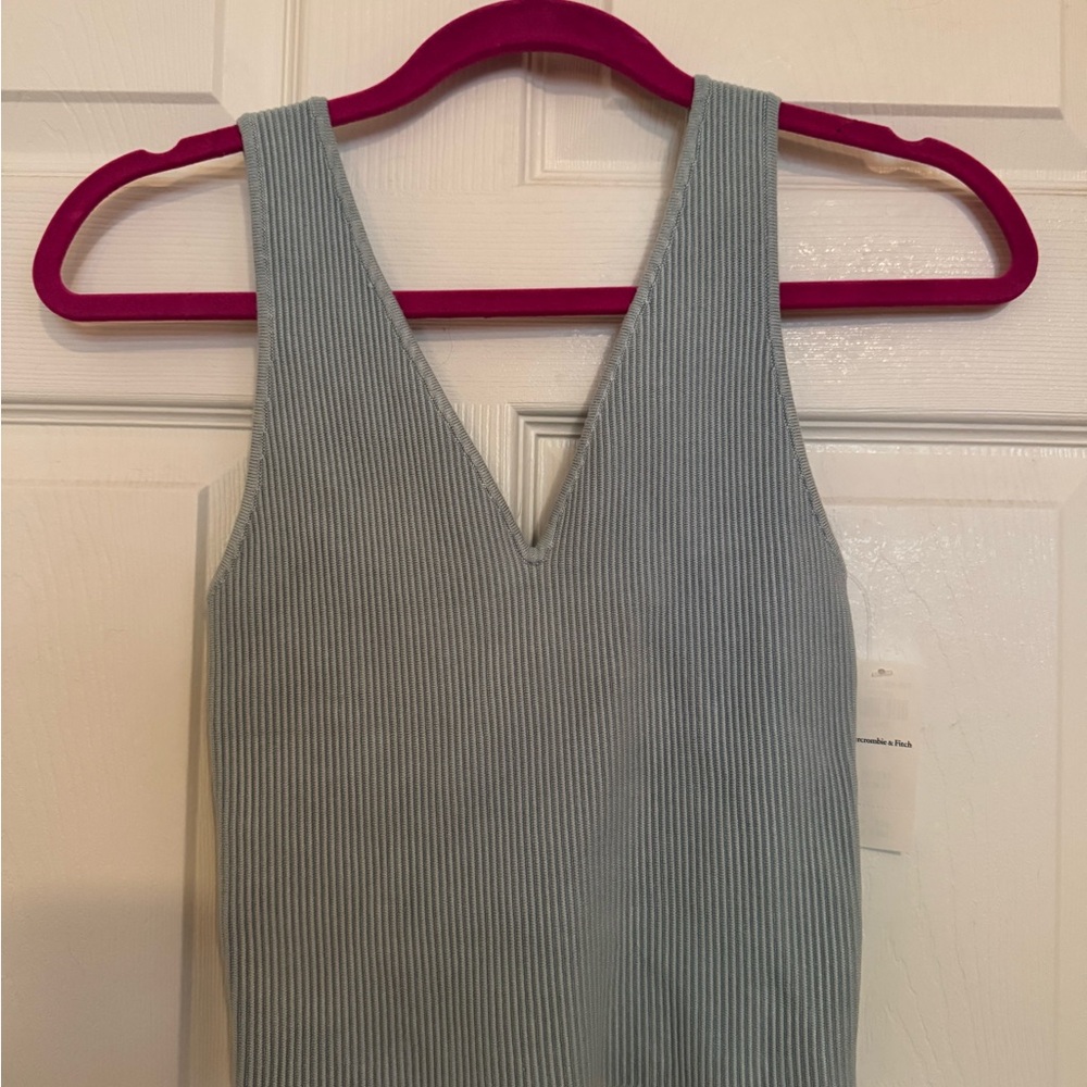 Abercrombie Ribbed sweater V-Neck Tank Top